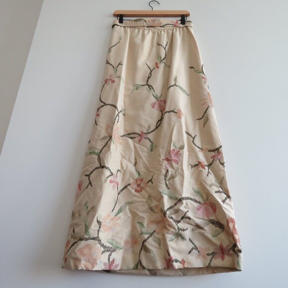 VINTAGE OSCAR DE LA RENTA Tafetta Floral Embroidered Maxi Skirt Wedding - US 4 - Picture 10 of 15